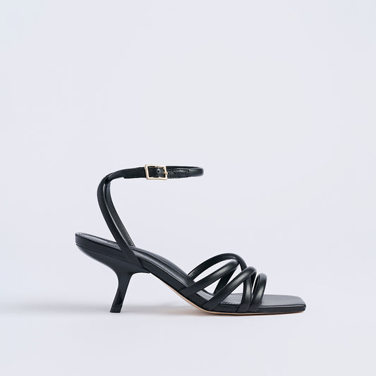 Clara Angled Heel | Black