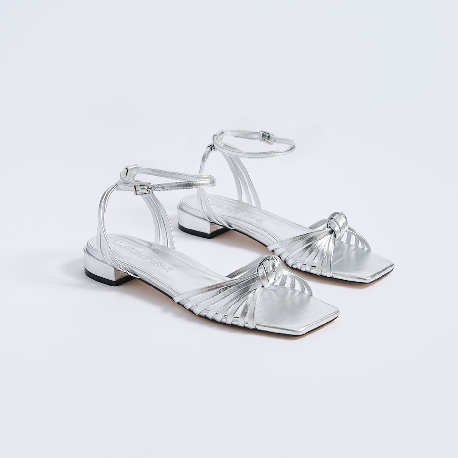 Faye Flat Sandal | Silver Metallic