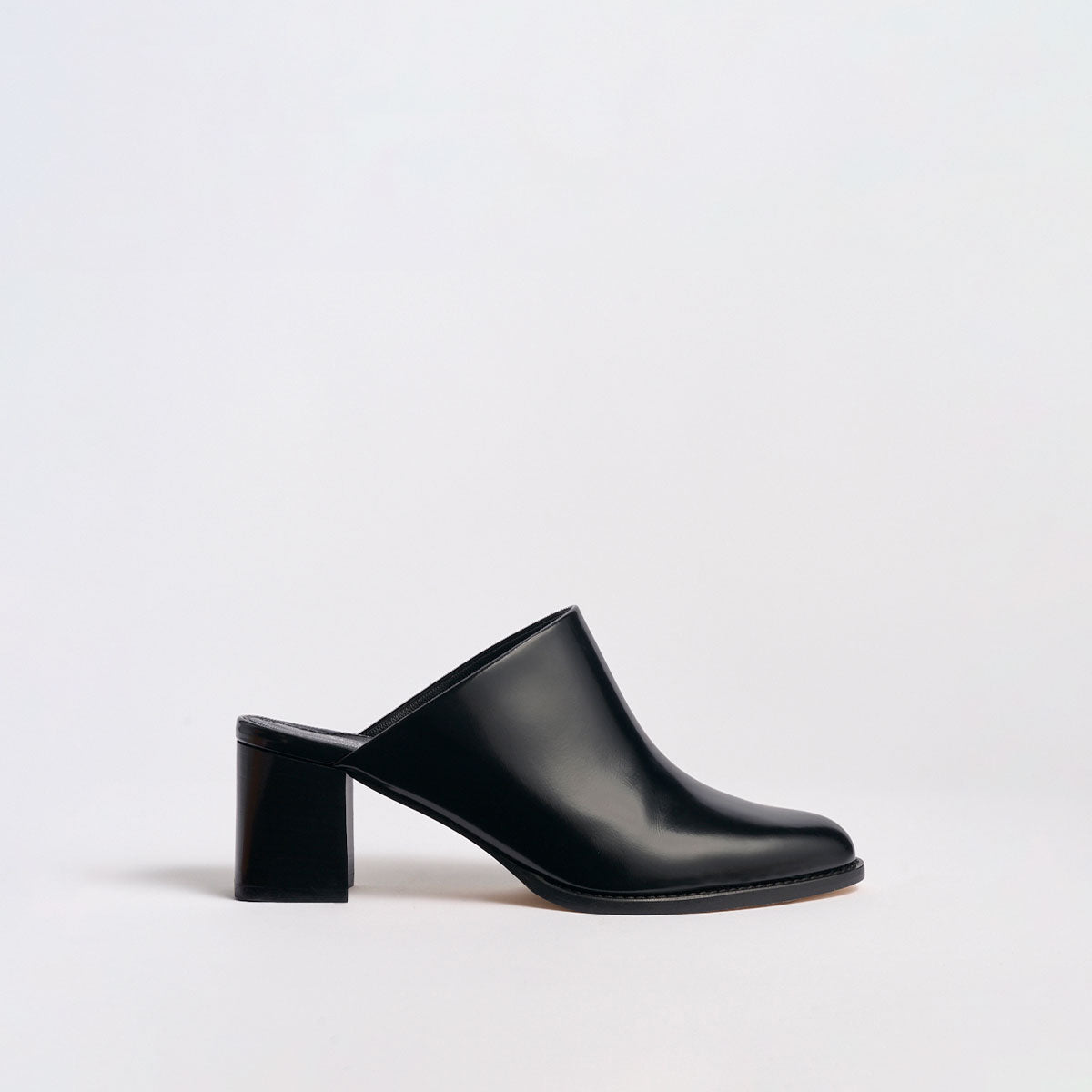 Phoebe 60 Mule | Black