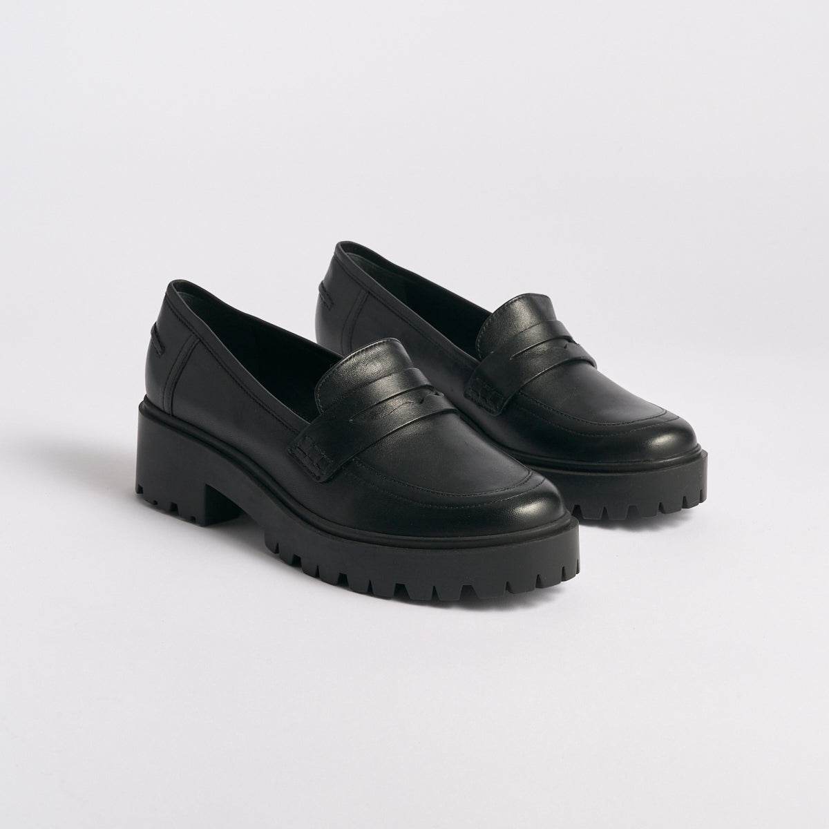 Sabine Lug Loafer | Black