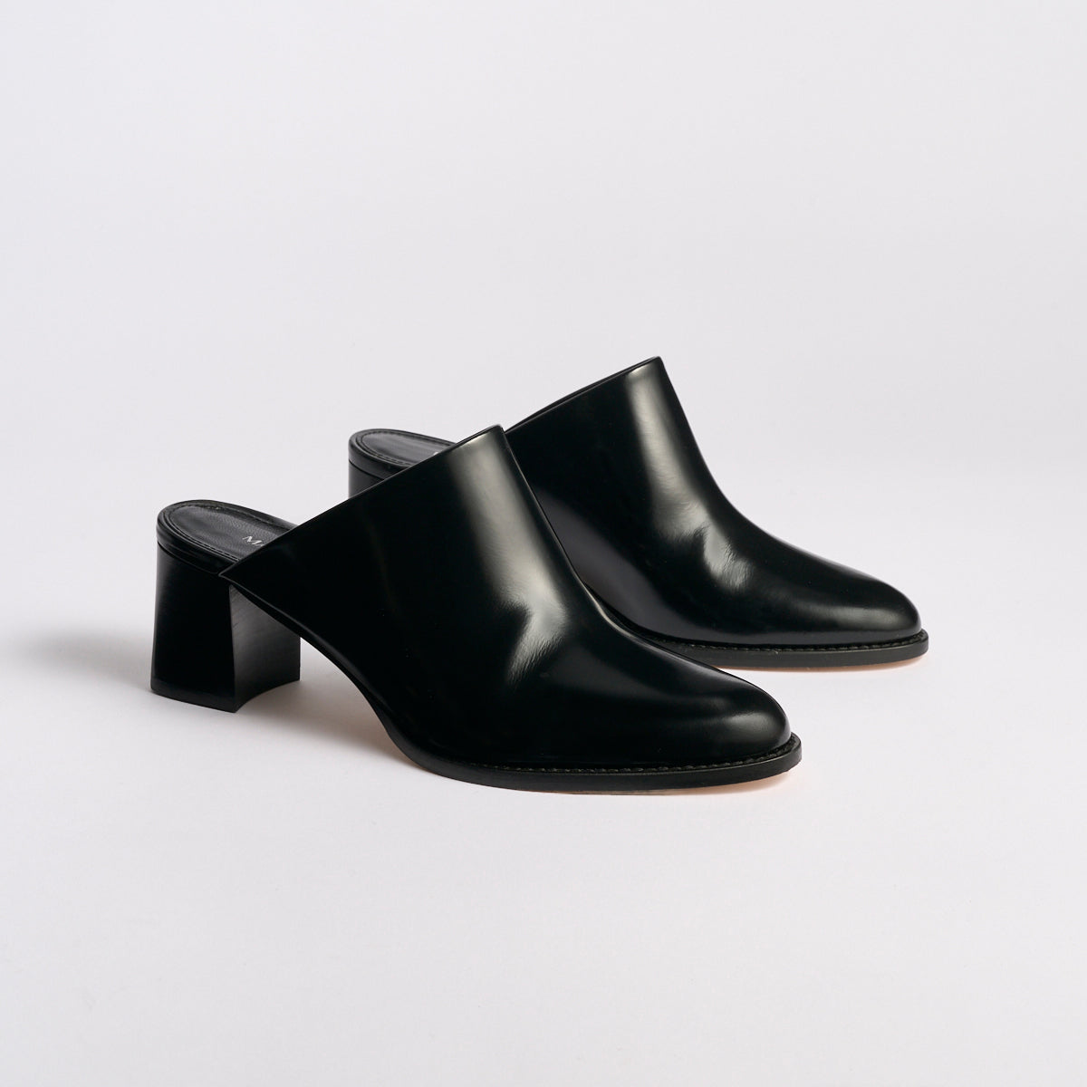 Phoebe 60 Mule | Black